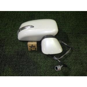 ムーヴ DBA-L175S 右サイドミラー W24