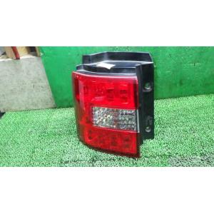 デリカＤ5 DBA-CV5W 左テールランプ   8330A185 中古