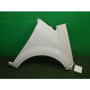 ムーヴ CBA-L175S 右フロントフェンダー W24