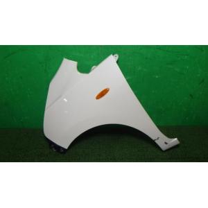 ムーヴ DBA-LA100S 左フロントフェンダー W24   53812-B2280 中古