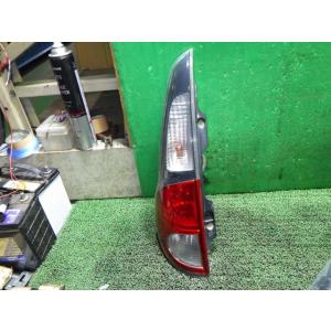 モコ DBA-MG33S 左テールランプ KOITO 220-59233 中古
