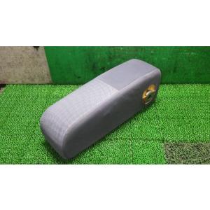 ムーヴ DBA-L175S アームレスト   72810-B2290-B0 中古