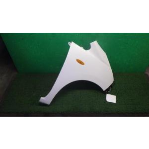 ムーヴ DBA-LA100S 右フロントフェンダー W24   中古