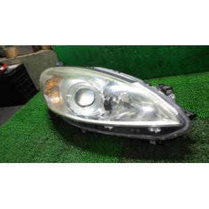 プレマシー DBA-CWEFW 右ヘッドランプ STANLEY P9562  中古