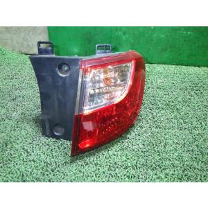 プレマシー DBA-CWEFW 右テールランプ STANLEY P9377 中古