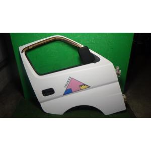 キャラバン KR-VWE25 右フロントドア QM1   H0100-VW5MM 中古