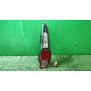 モコ DBA-MG33S 右テールランプ KOITO 220-59233 26551-4A00M 中...