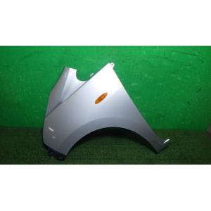 ムーヴ DBA-LA100S 左フロントフェンダー S28   53812-B2280 中古