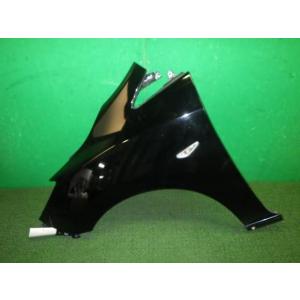 プレマシー DBA-CWEFW 左フロントフェンダー A3F