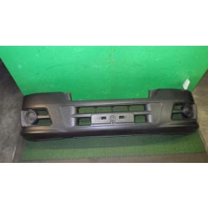 キャラバン KR-VWE25 フロントバンパー 黒 中古