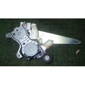 モコ DBA-MG22S 右リアドアレギュレーター・モーター   82720-4A01A 中古