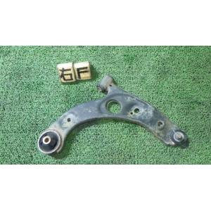 タント CBA-L350S 右フロントロアアーム   48068-B2050 中古