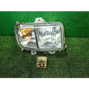 ムーヴ DBA-L175S 右フォグランプ  スタンレー P6778