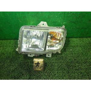 ムーヴ DBA-L175S 左フォグランプ  スタンレー P6778