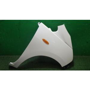 ムーヴ DBA-LA100S 右フロントフェンダー W24   53811-B2291 中古