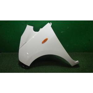 ムーヴ DBA-LA100S 左フロントフェンダー W24   53812-B2281 中古