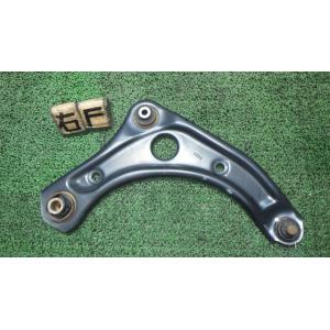 ノート DBA-E12 右フロントロアアーム   54500-3VA1A 中古