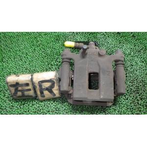 エクストレイル DBA-NT31 左リアキャリパー   44011-JG00A 中古