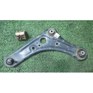 ｅＫワゴン DBA-B11W 左フロントロアアーム   4013A495 中古