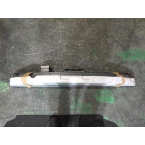 ノート DBA-E12 フロントバンパーホースメント   中古