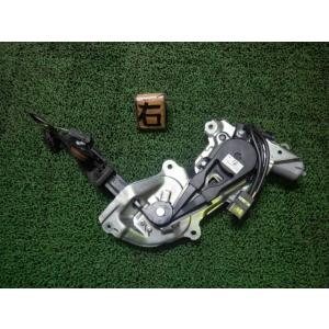 スペーシア DBA-MK32S 右パワースライドドアモーター   84019-81M00 中古