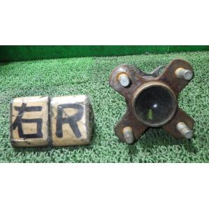 タント DBA-L375S リアハブ  89411-B2050 42410-B2040 中古