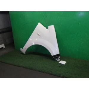 ムーヴ DBA-L175S 右フロントフェンダー W24  中古