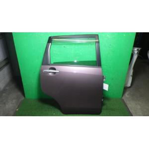 ムーヴ DBA-LA100S 右リアドア T26   67003-B2111 中古