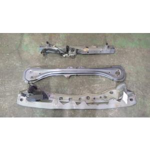 ムーヴ DBA-LA100S ラジエータコアサポート   53205-B2220(アッパー) 中古