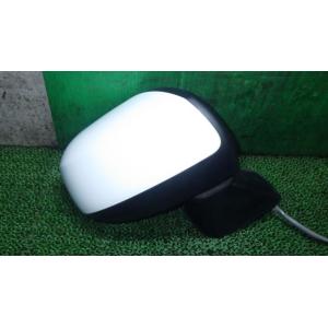 ムーヴ DBA-LA100S 右サイドミラー W09   87910-B2B80 中古