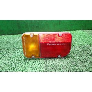 サンバー LE-TT2 左テールランプ  OEW2082A 84201TA050 中古