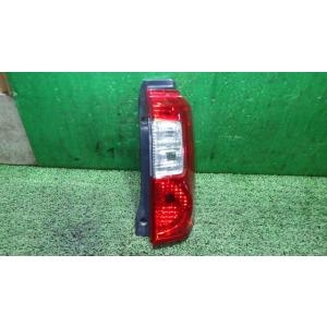 オッティ DBA-H91W 右テールランプ SAKAE RCL-010 26550-6A0A4 中古