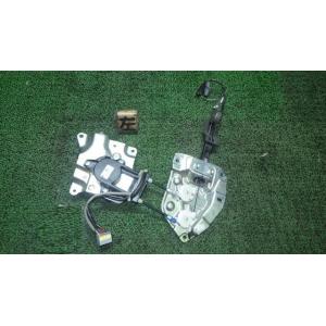 タント DBA-L375S 左パワースライドドアモーター   85006-B2011 中古