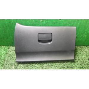 マーチ DBA-K13 グローブBOX   68510-1HJ0A 中古