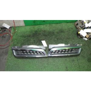 マーチ DBA-AK12 ラジエータグリル   中古