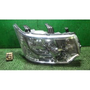 デリカＤ5 DBA-CV5W 右ヘッドランプ  100-87918 8301A568 中古