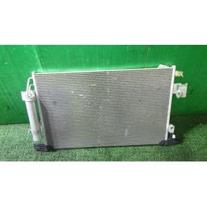 デリカＤ5 DBA-CV5W コンデンサー   7812A204 中古