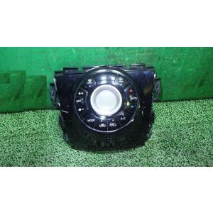 ノート DBA-E12 エアコンスイッチパネル   27500-3VS0A 中古