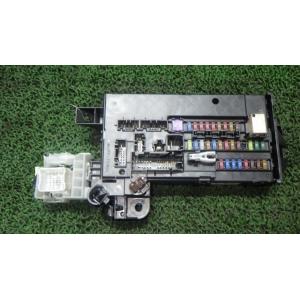 タント DBA-LA600S ヒューズボックス   82600-B2600 中古