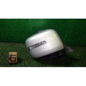 ルークス DBA-ML21S 右サイドミラー Z2S   96301-4A26D 中古