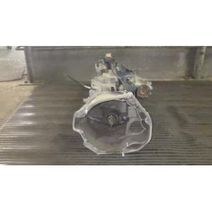 キャリィ EBD-DA63T マニュアルミッションASSY    中古