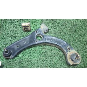 タント DBA-L375S 左フロントロアアーム   48069-B2070 中古