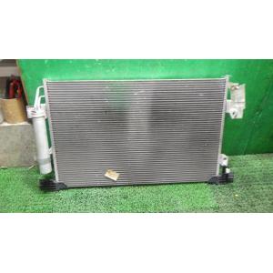 デリカＤ5 DBA-CV2W コンデンサー   7812A204 中古