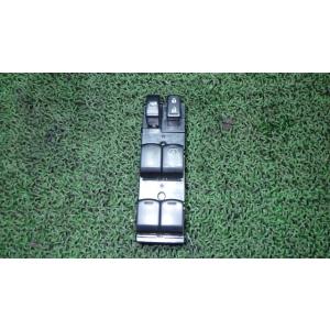 ラティオ DBA-N17 パワーウインドウスイッチ   25401-3AA2E 中古