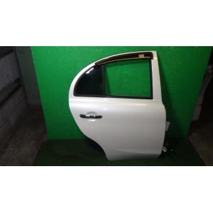 マーチ DBA-K13 右リアドア QAB   H210M-1HHCA 中古