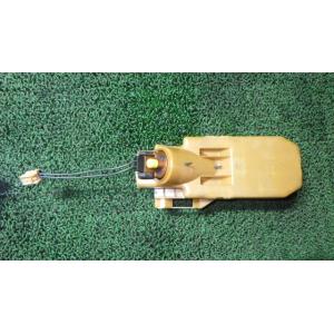 マーチ E-K11 フューエルポンプ   A7042-2U060 中古