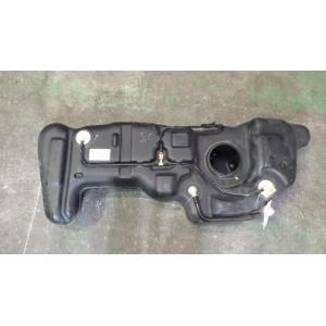 マーチ DBA-AK12 フューエルタンク   17202-AX010 中古