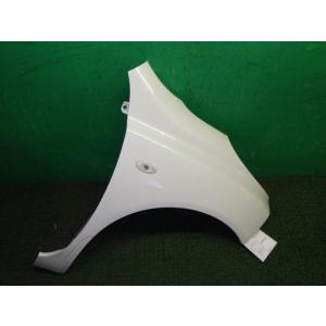 マーチ DBA-AK12 右フロントフェンダー QX1   中古