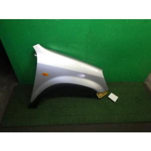 ＣＲ−Ｖ LA-RD4 右フロントフェンダー NH623M