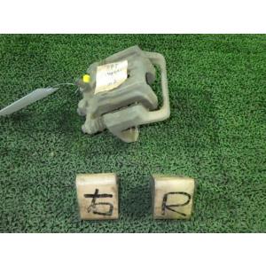 ステップワゴン UA-RF5 右リアキャリパー